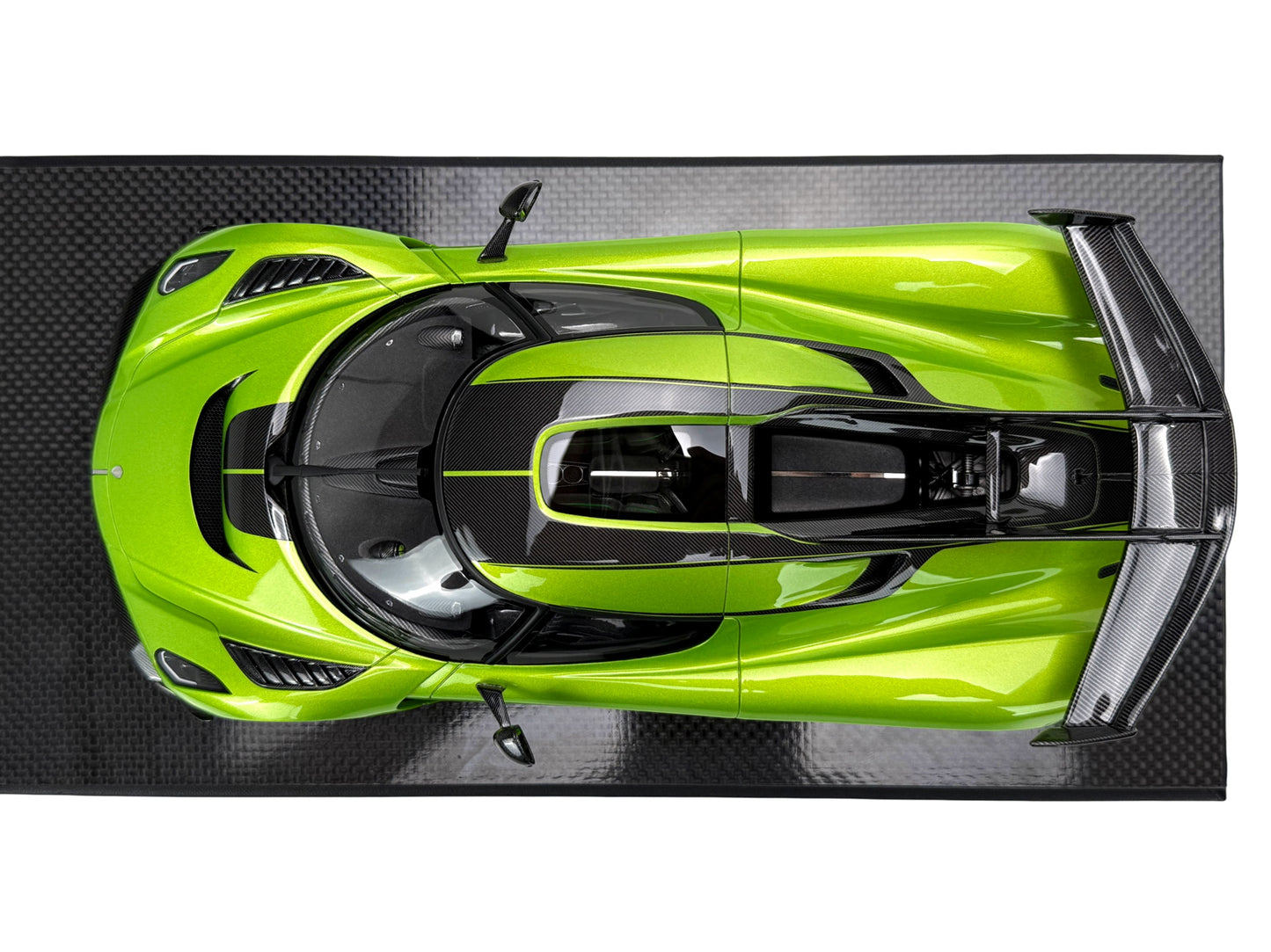 Pre-order FrontiArt Koenigsegg Jesko in Jesko Green - Limited 100 pcs