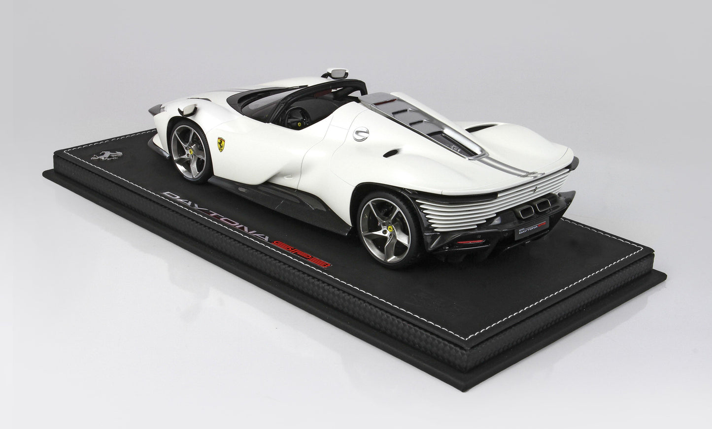 BBR Clearance Ferrari Daytona SP3 Icona Met Italian White - Limited 360 pcs with Display Case