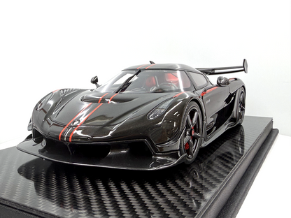 [Pre-order] FrontiArt Koenigsegg Jesko Dark Carbon - Limited 99 pcs