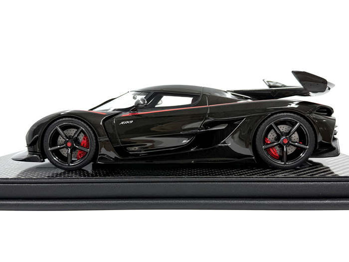 [Pre-order] FrontiArt Koenigsegg Jesko Dark Carbon - Limited 99 pcs