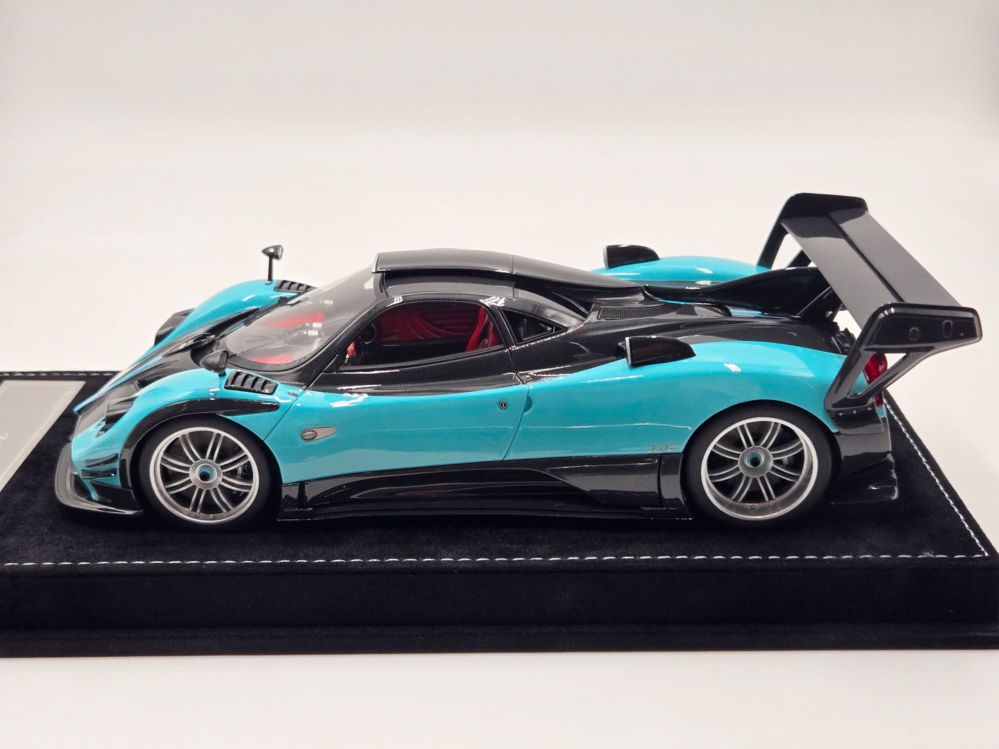 HH Model Pagani Zonda Cyan & Black Carbon - Limited 30 pcs