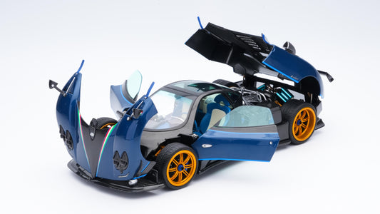 Pre-order BBR Pagani Zonda Tricolore Fully Open, Special Pack - Limited Edition
