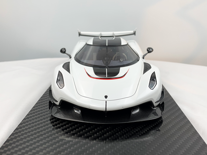 Clearance FrontiArt Koenigsegg Jesko Crystal White - Limited 500 pcs