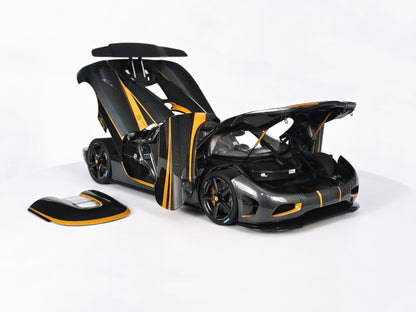 Pre-order Frontiart Koenigsegg Agera S Hundra Carbon Fully Open - Limited 100 pcs