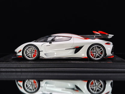 FrontiArt Koenigsegg Jesko 7391 Crystal White - Limited 199 pcs