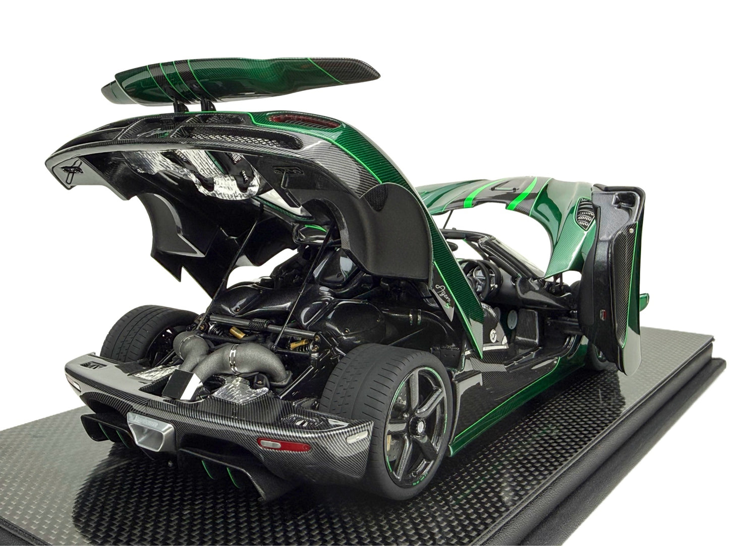 Pre-order FrontiArt Koenigsegg Agera S Goblin Green Carbon Fully Open - Limited 50 pcs
