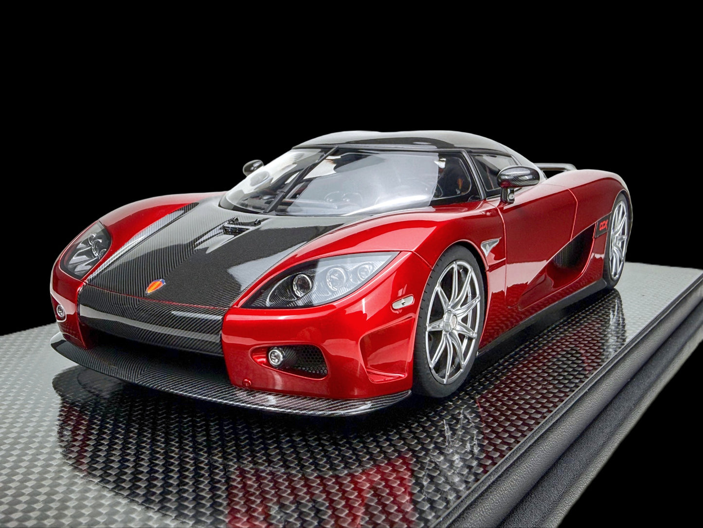 Pre-order FrontiArt Koenigsegg CCX 7067 Candy Apple Red - Limited 100 pcs