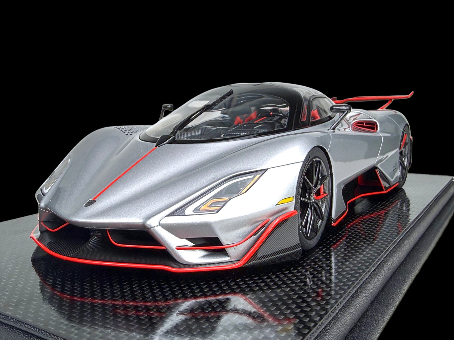 Pre-order FrontiArt SSC Tuatara Striker in Silver - Limited 100 pcs