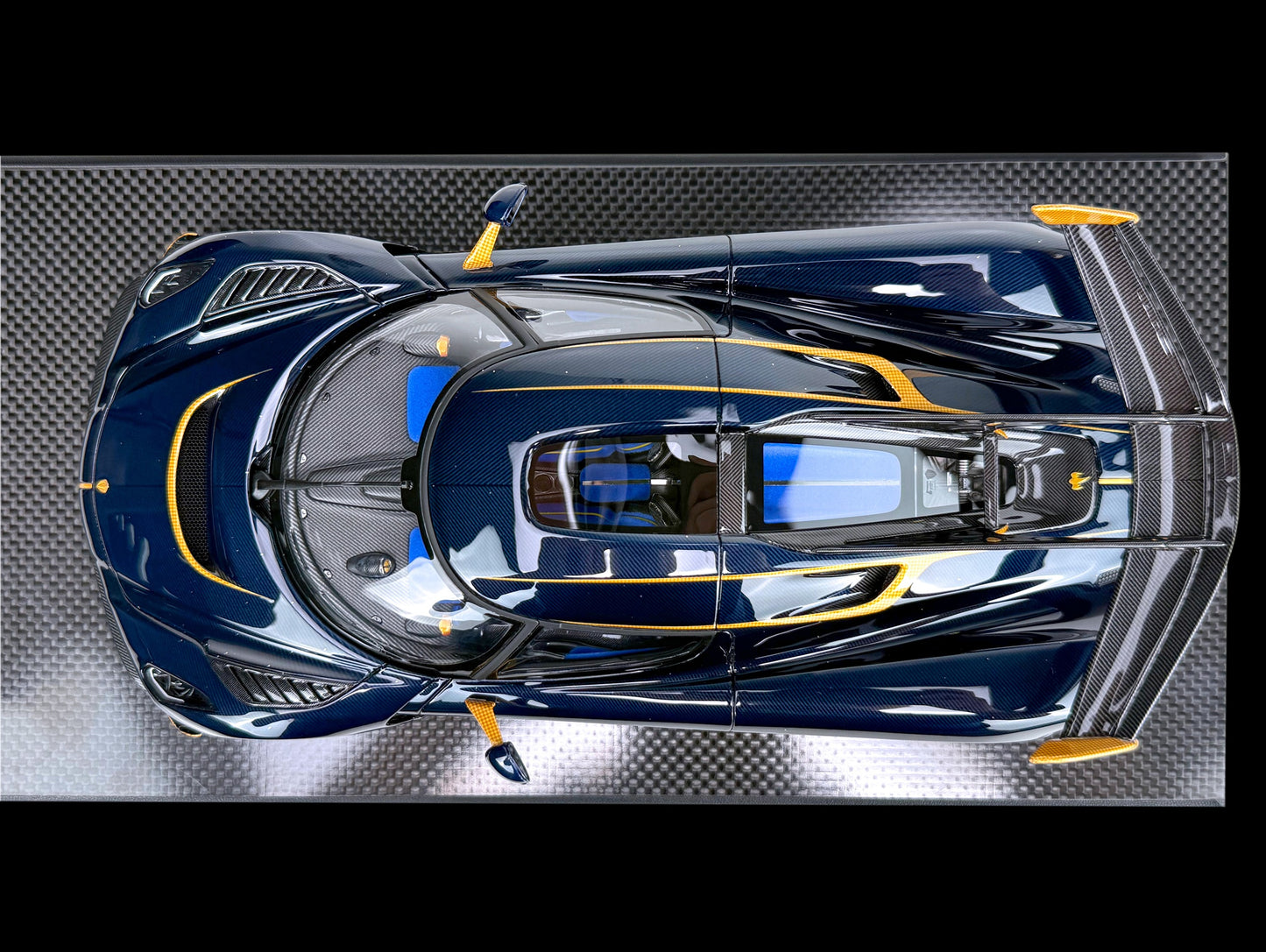 Pre-order FrontiArt Koenigsegg Jesko #7320 Blue Tinted Carbon - Limited 100 pcs