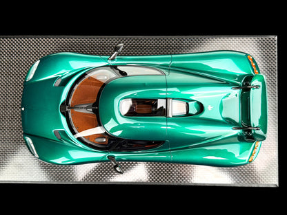 Pre-order FrontiArt Koenigsegg CC850 in Jaktgron - Limited 100 pcs