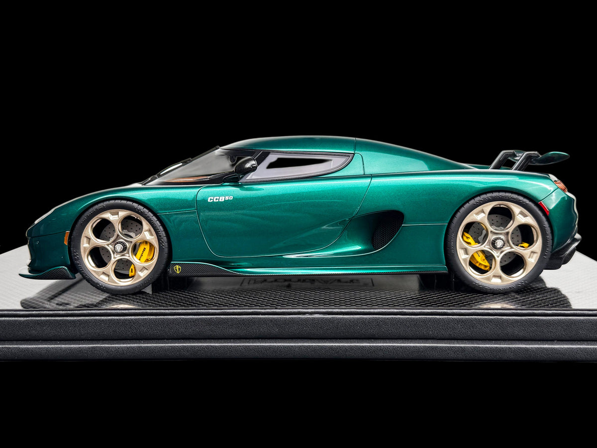 Pre-order FrontiArt Koenigsegg CC850 in Jaktgron - Limited 100 pcs