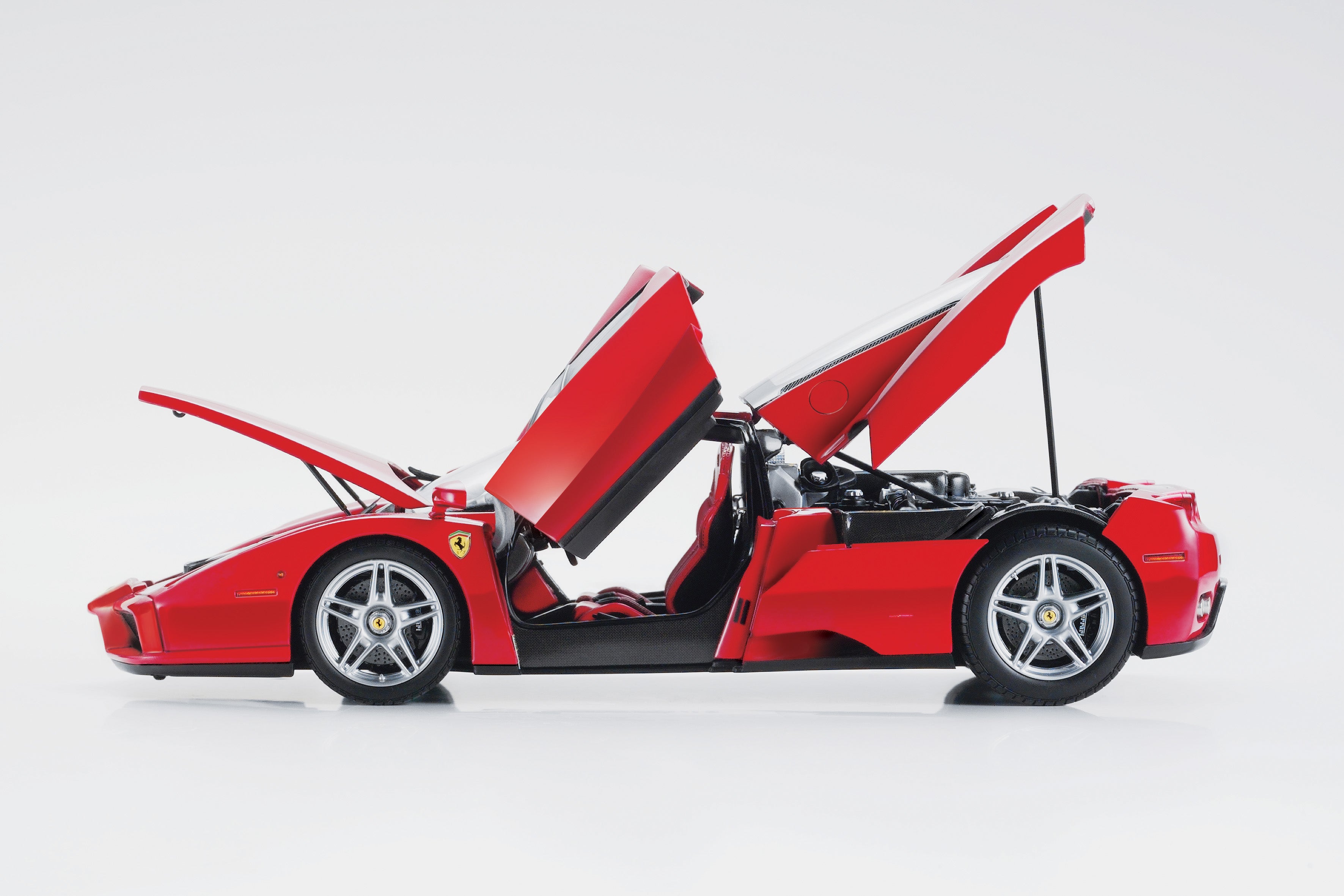Pre-order BBR Ferrari Enzo Fully Open Diecast, Luxury Pack +
