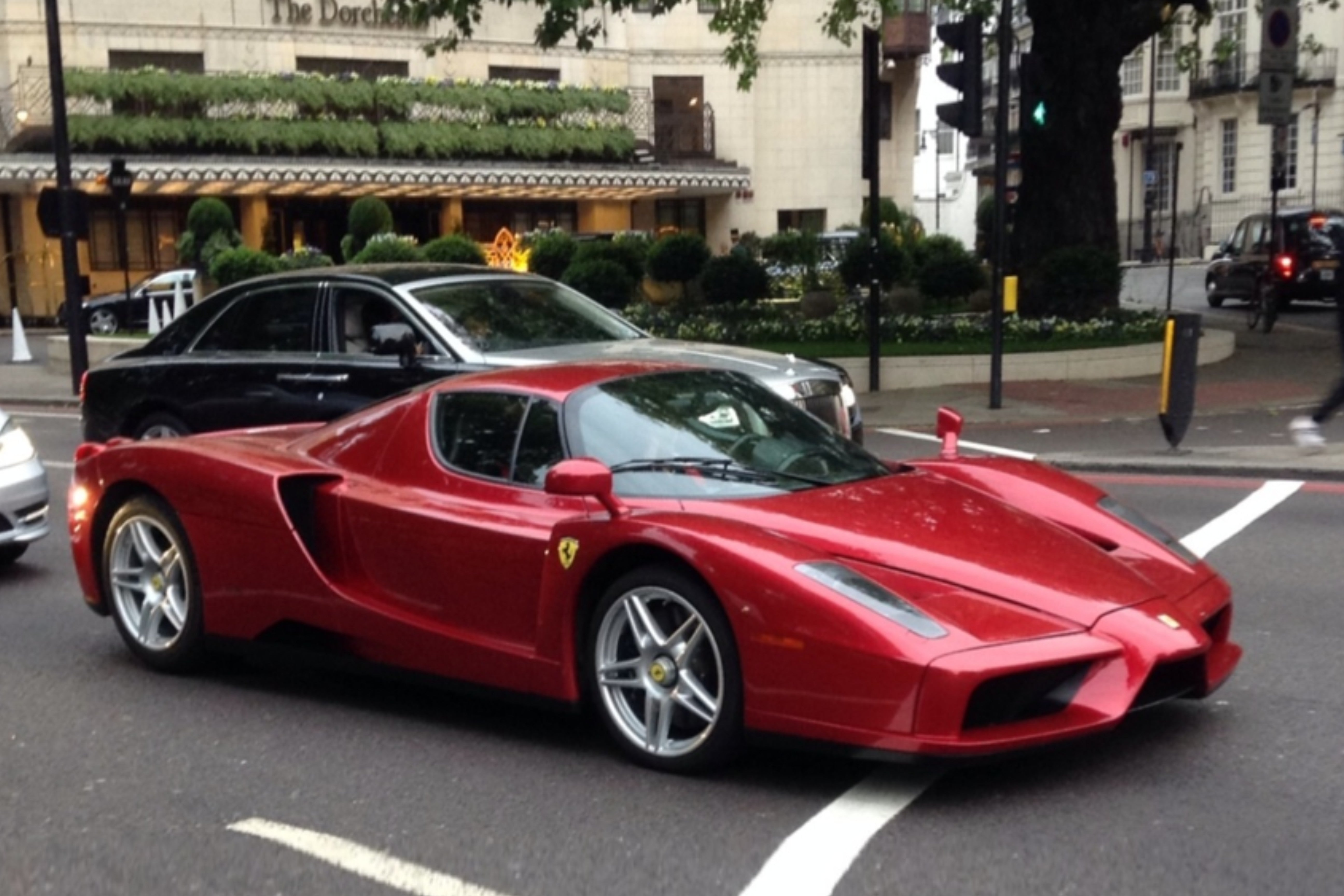 Pre-order BBR Ferrari Enzo Fully Open Diecast, Luxury Pack +