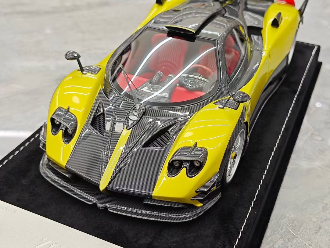 HH Model Pagani Zonda Gold and Black Carbon - Limited 30 pcs