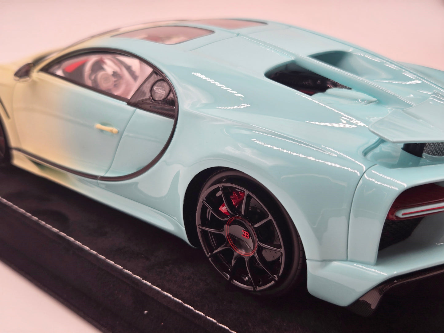 HH Model Bugatti Chiron SS Sea Salt Lemon Gradient - Limited 30 pcs