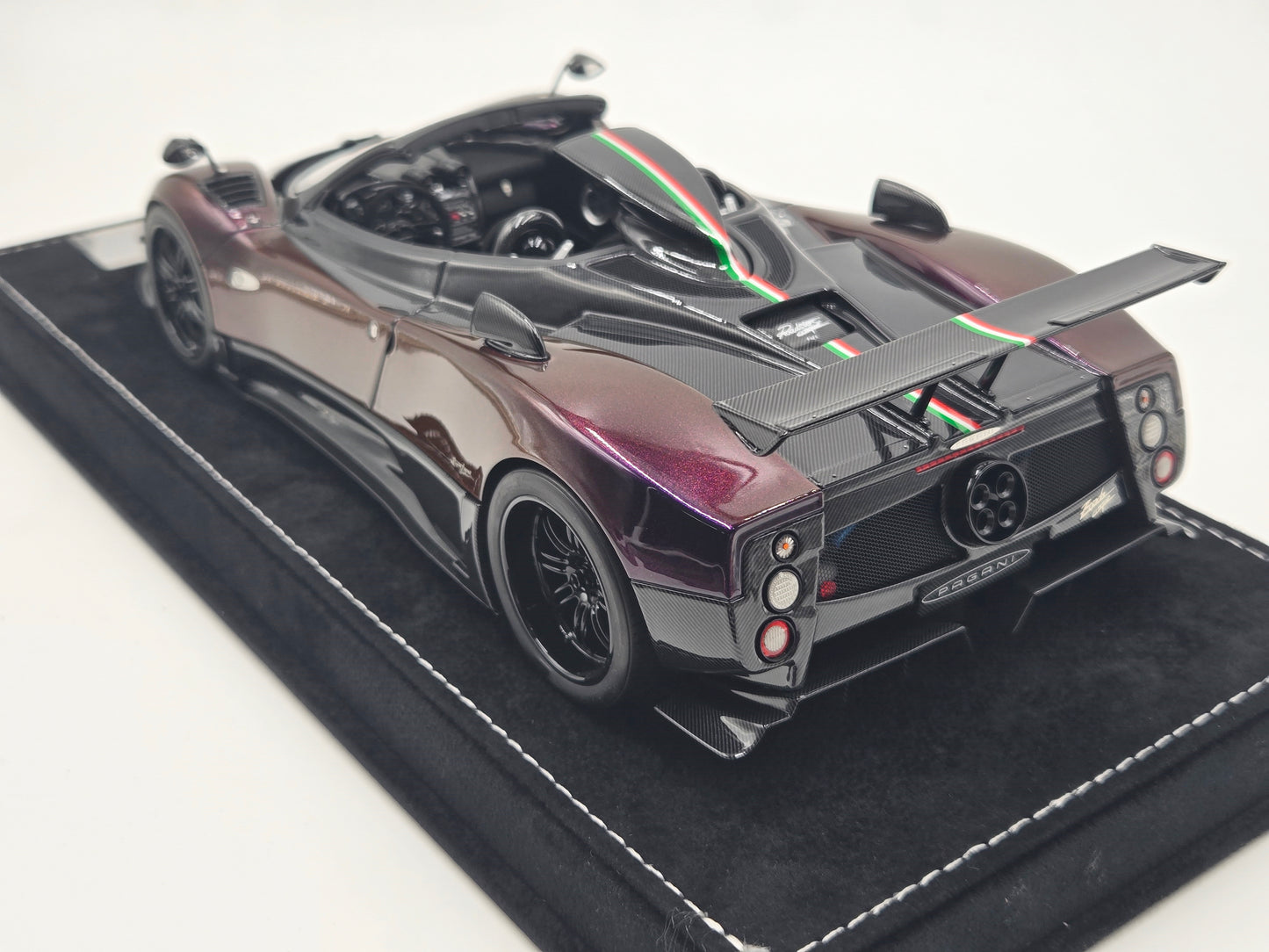HH Model Pagani Zonda Cinque Roadster Chameleon Purple - Limited 30 pcs
