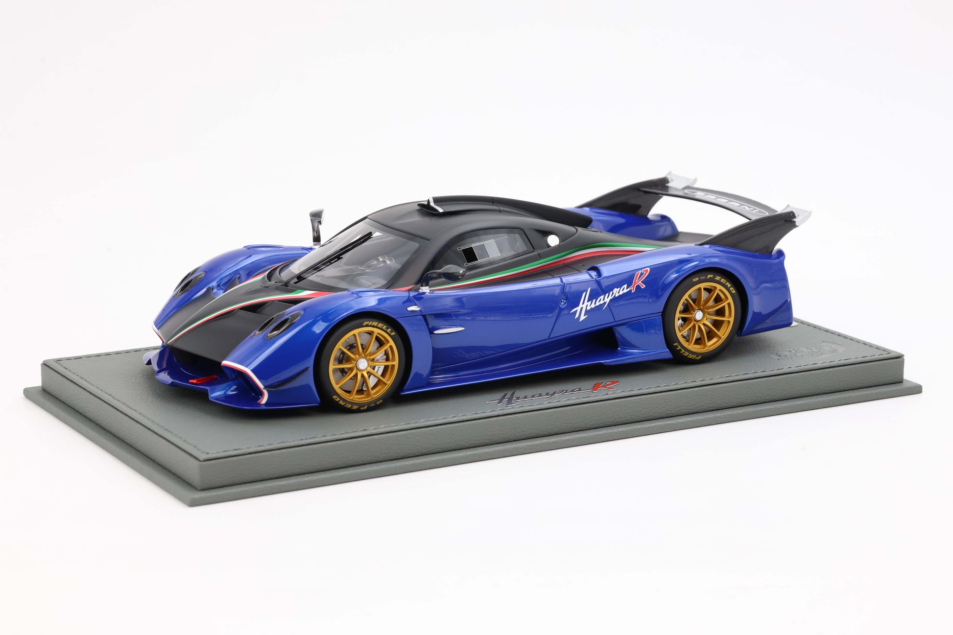 Ferrari SF90 XX Stradale 2024 Bleu Tour de France 1/18 BBR Models P18237H Ferrari SF90 XX Stradale 2024 Bleu Tour de France 1/18 BBR Models P18237H