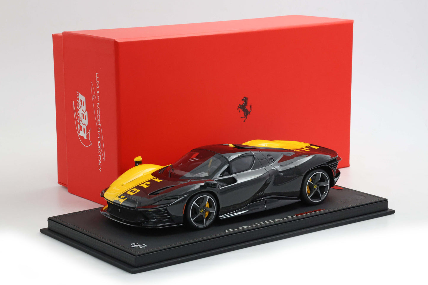 Pre-order BBR Ferrari SP3 Daytona 599+1 Spider Giallo Modena and Carbon fiber - Limited 99 pcs