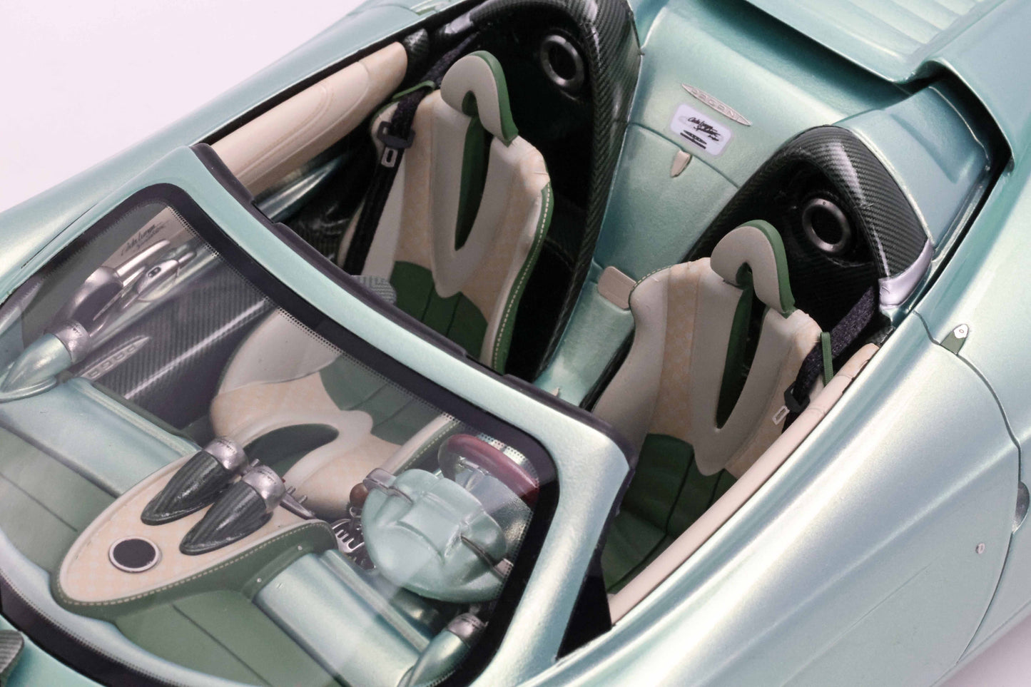 Pre-order BBR Pagani Huayra Codalunga Verde Speedster - Limited 100 pcs