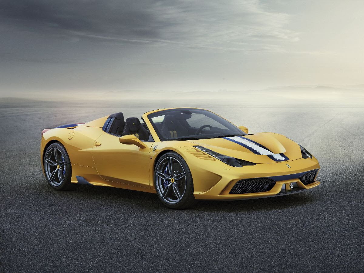 LookSmart FERRARI 458 Speciale - Limited Edition with Display Case (1/12 Scale)